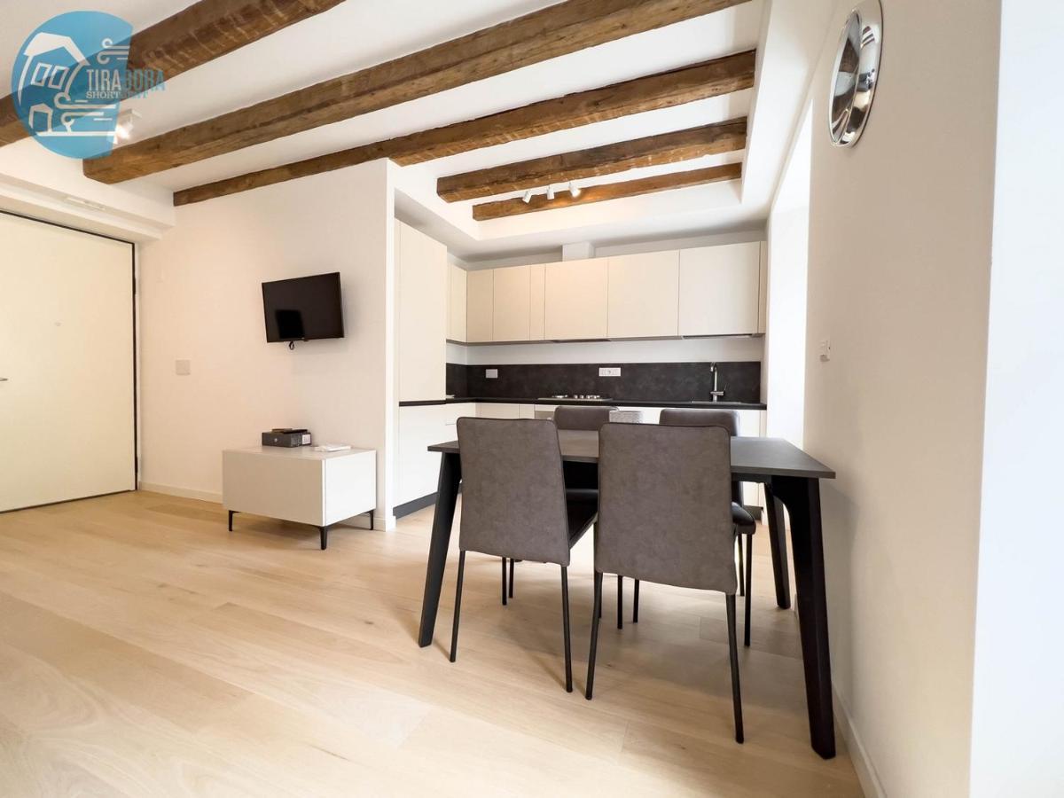 Cavana 10 Tirabora Short Rent Trieste Eksteriør billede