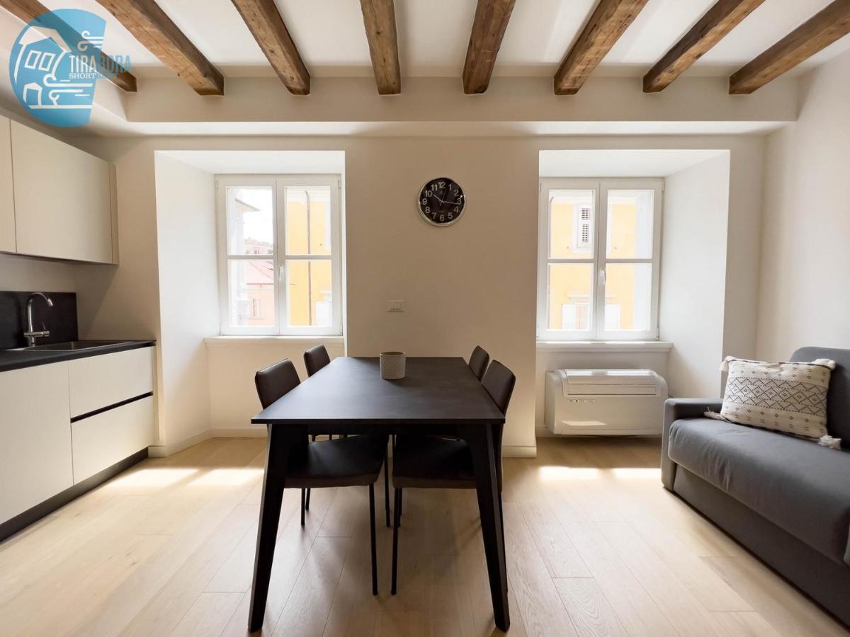 Cavana 10 Tirabora Short Rent Trieste Eksteriør billede